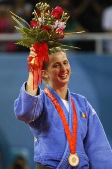 Alina Dumitru