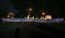 Suporterii stelisti au continuat protestul in afara stadionului.